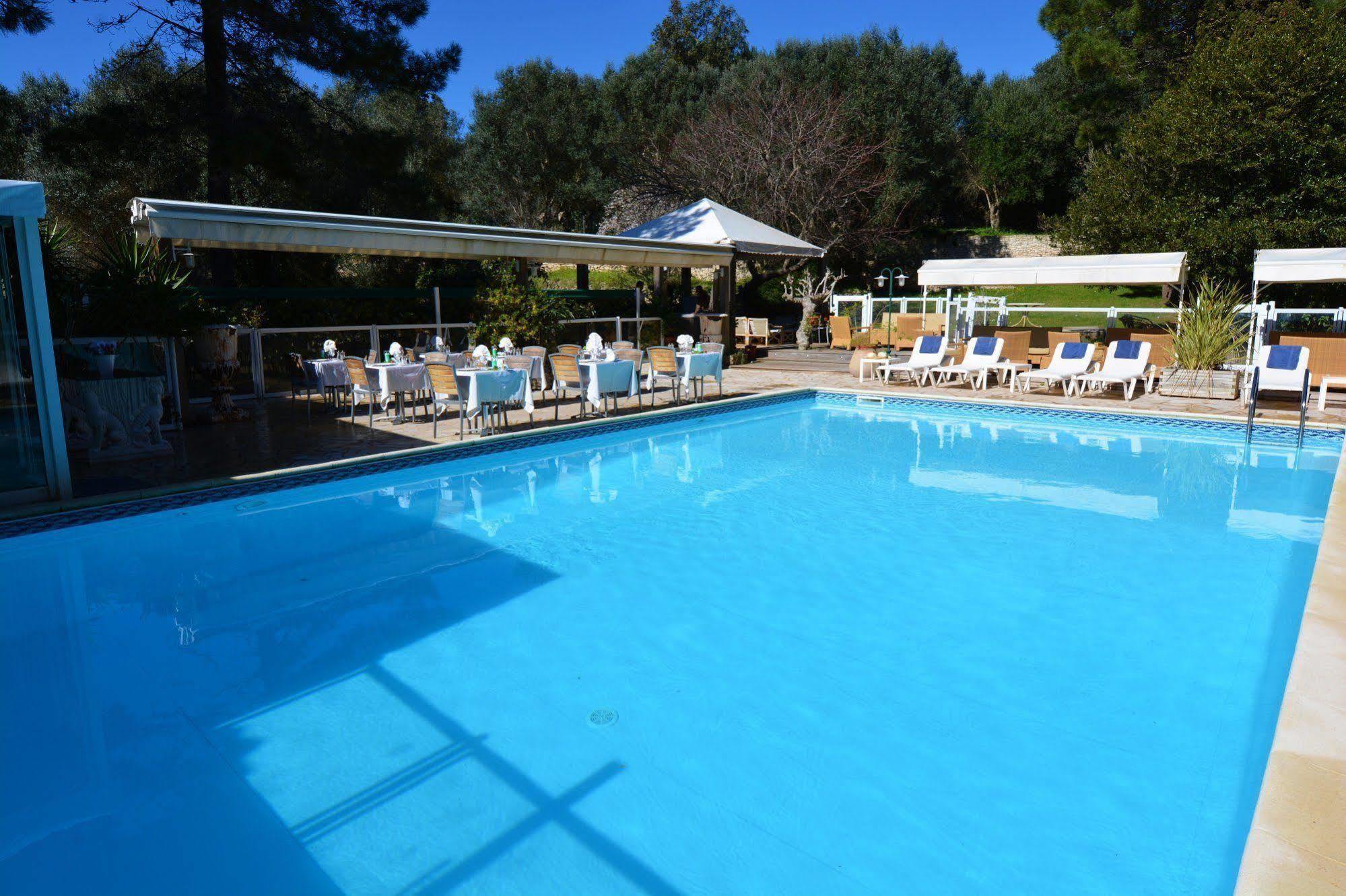 בוניפסיו Residence Hoteliere A Trama מראה חיצוני תמונה